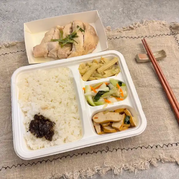 逸香食府 蔥油雞飯