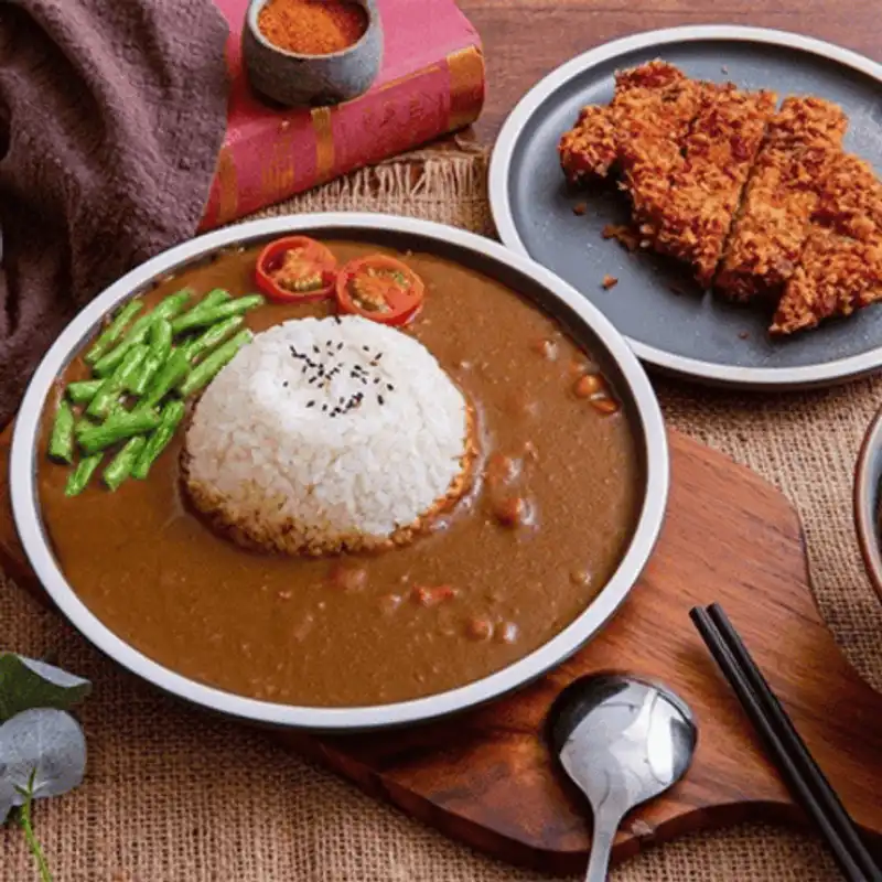 雙醬咖哩巨蛋店 日式熟成咖哩|無骨雞排