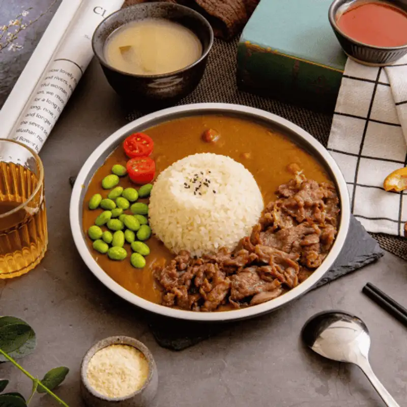 雙醬咖哩巨蛋店 日式熟成咖哩｜特選牛肉