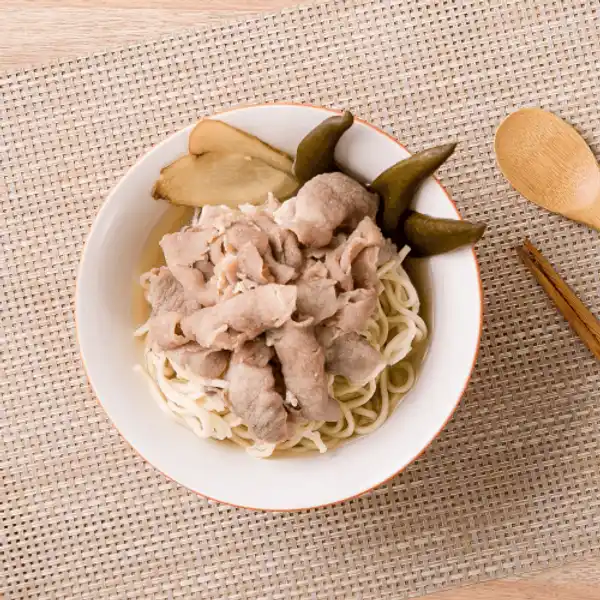雞優穀養生藥膳 剝皮辣椒豬肉片拉麵