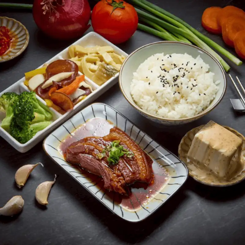 紅燈榮麵鋪大安店 小時候控肉便當