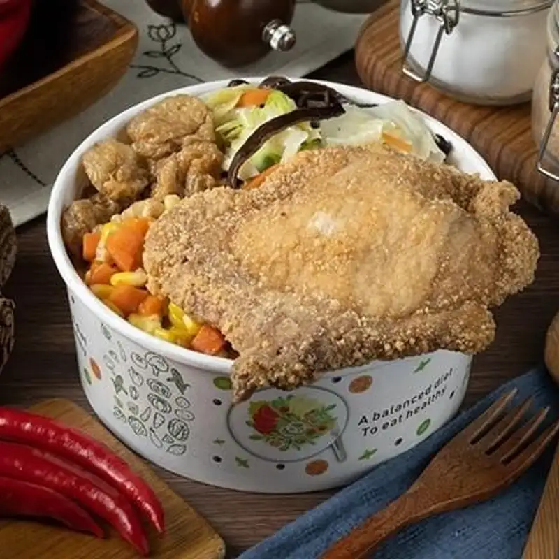 龍記港式燒臘信義店 Garlic Pork Chop Rice