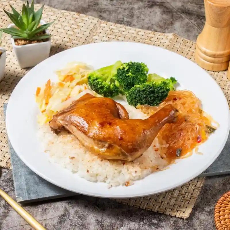 鄉間小路 玫瑰油雞腿飯
