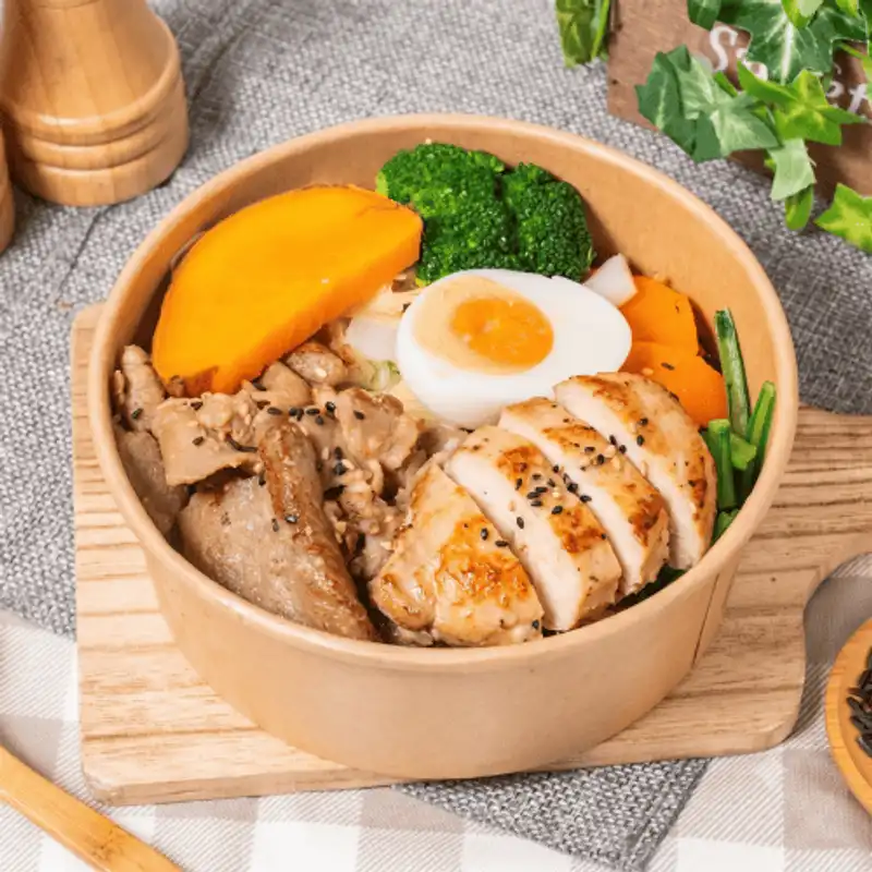 小資餐食長安東店 日式秘制燒肉+雞肉餐盒