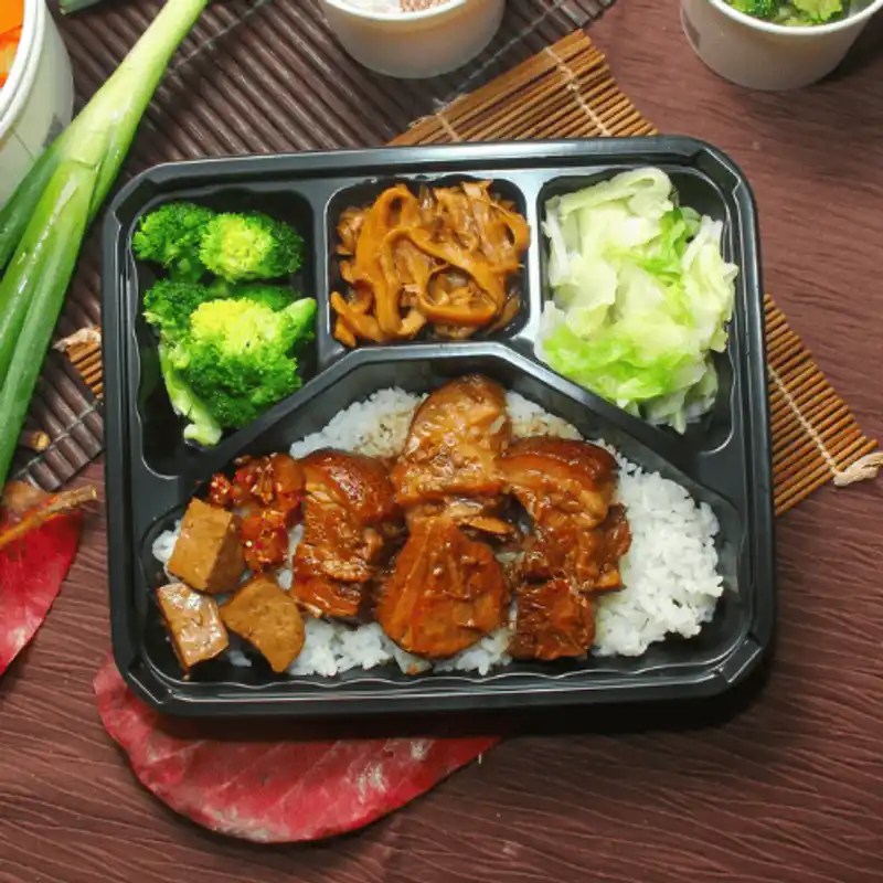 午時食午 招牌腿庫飯