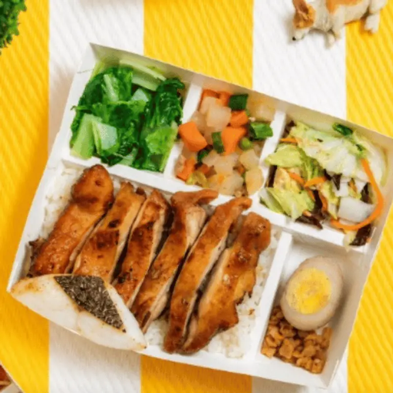 烤食煮盒民生店 招牌烤雞腿拼蒲燒鯛魚飯盒