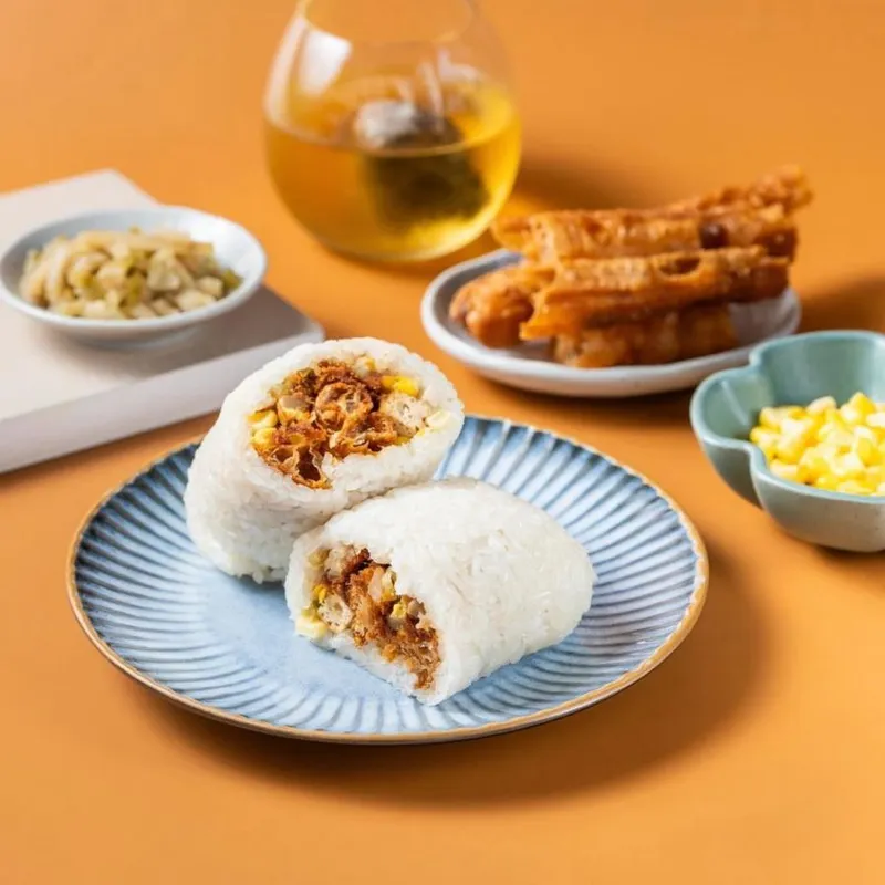 享念販糰 肉鬆玉米飯糰