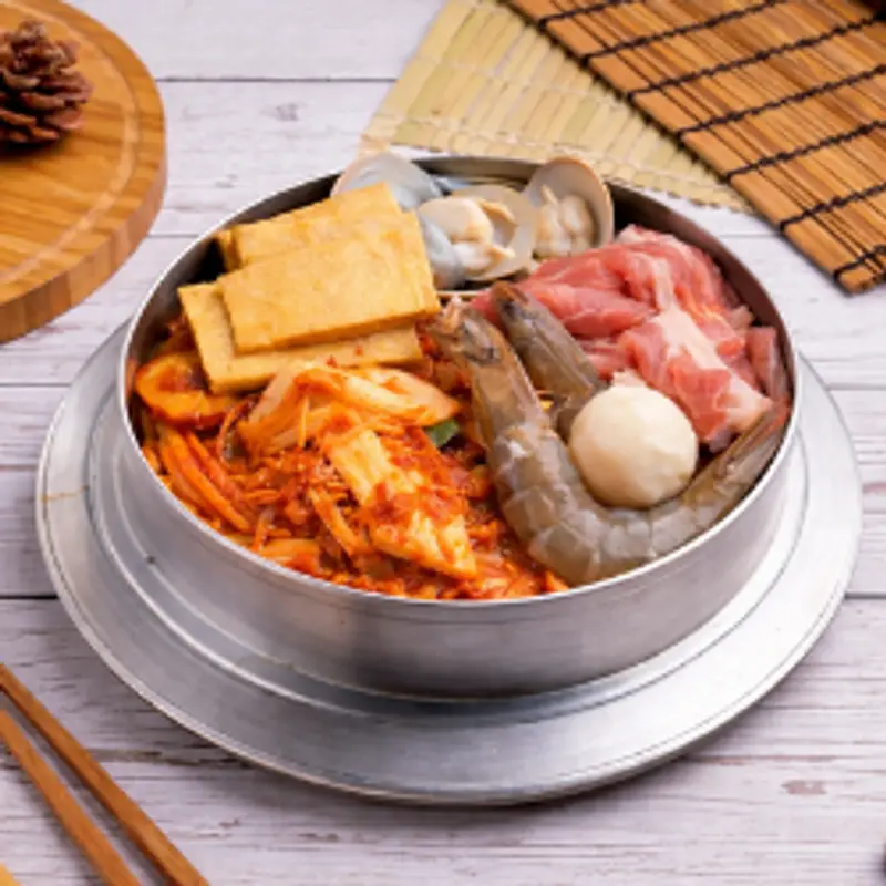 台韓拌飯 泡菜豆腐鍋