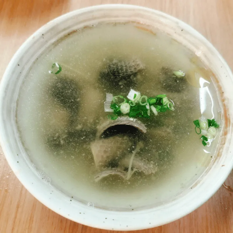 鮮滿園台南虱目魚 虱目魚皮湯